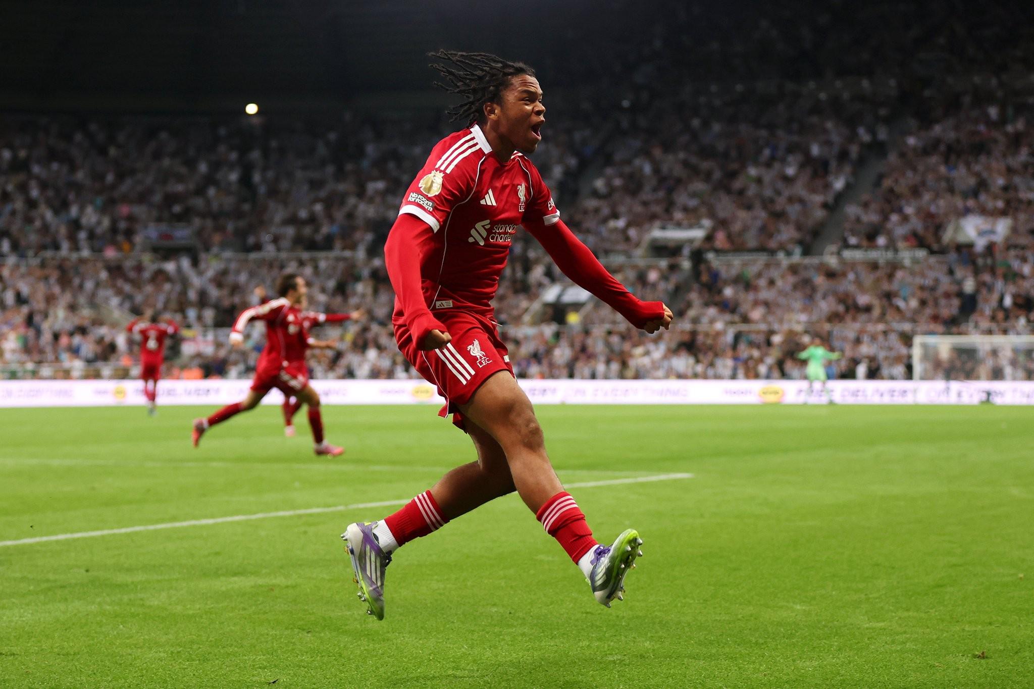 还能与更年, 呼声震耳欲, 能够进球 还能与更年, 呼声震耳欲, 能够进球