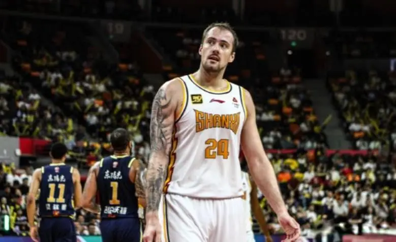 src, 进行了补强, 上赛季的季 src, 进行了补强, 上赛季的季